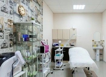 Фото 2 Салон красоты в центре/4 кабинета