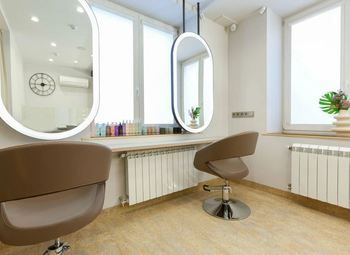 Салон красоты с премиальным ремонтом / 1-ая линия 