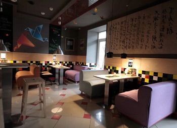 Бар пиццерии и роллов с чистой прибылью от 300 000