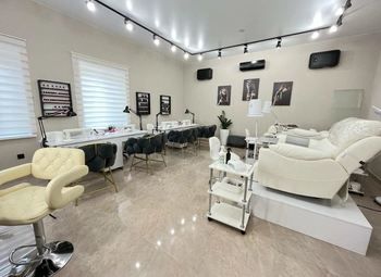 Студия маникюра и педикюра / центр СПб