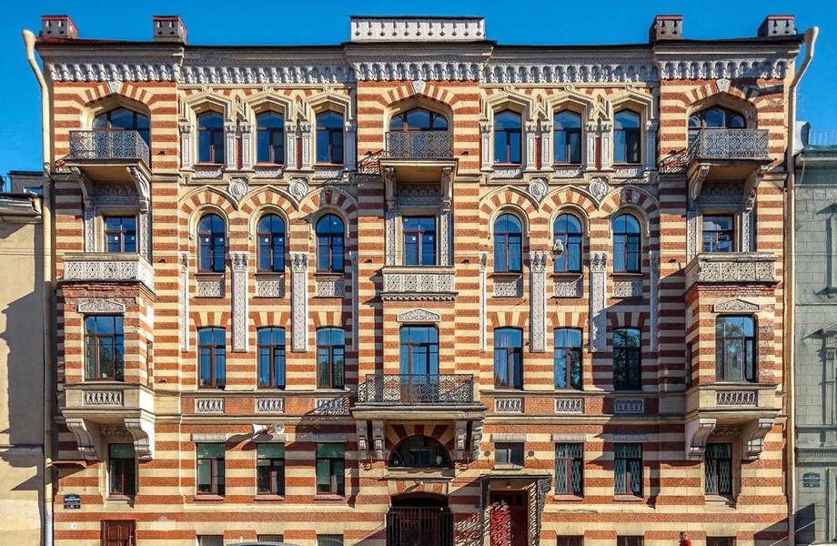 Фото 1 Здание в центре в собственность под отель