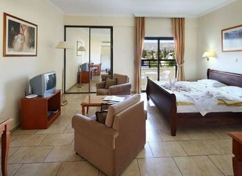 Отель 4 звезды 13 номеров/ Сочи/ 50% доли