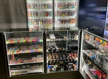 Табачный магазин/ Большой пешеходный трафик 