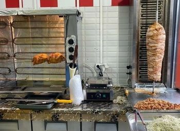 Фото Шаверма на выходе из метро с высокой дневной выручкой