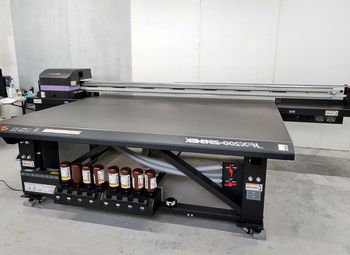 Типография УФ-печати/Дорогостоящее оборудование