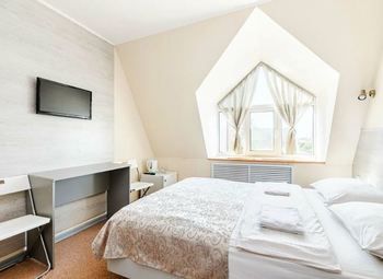 Мини-отель на 8 номеров + хостел на 38 мест / центр СПб 