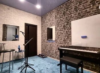 Школа вокала в топовой локации/очень низкая аренда