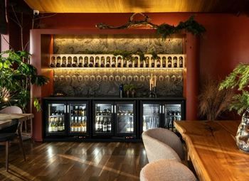 Ресторан на Васильевском острове / 45 посадочных мест