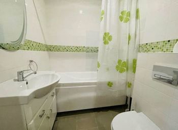 Апартаменты / 5 оборудованных студий / центр 