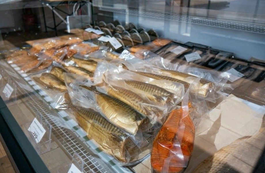 Рыбный магазин в жилом районе на огромном трафике | Морепродукты