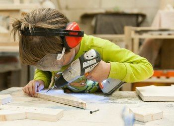 Фото 3 Столярная мастерская для детей