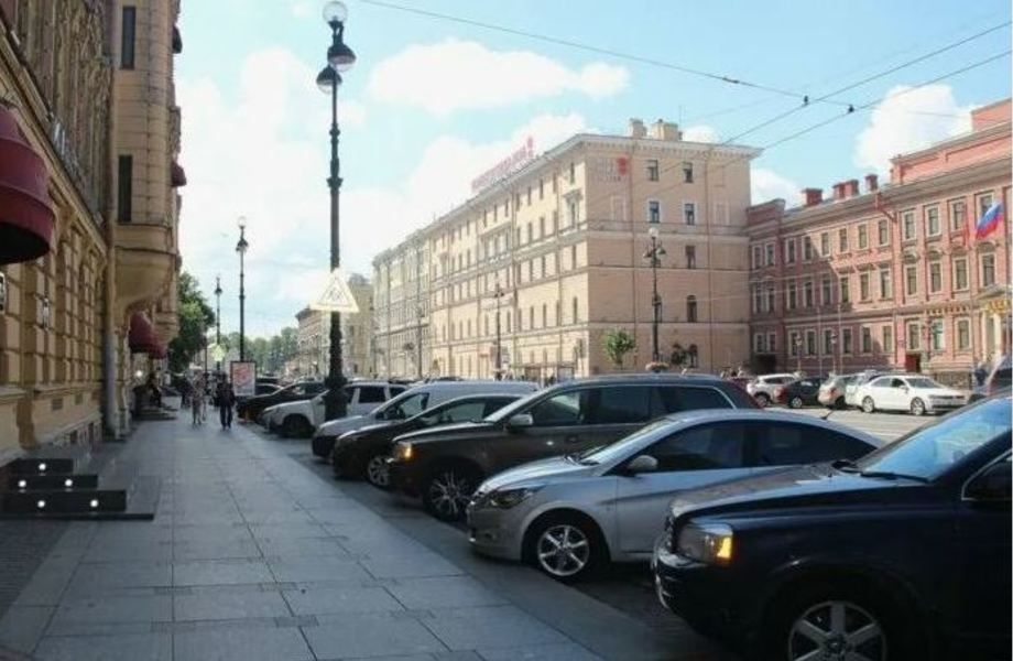 Помещение с арендатором в самом центре Петербурга/Окупаемость 10 лет