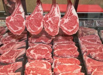 Фото 2 Мясной магазин в локации с высоким трафиком/Товарный остаток передадим