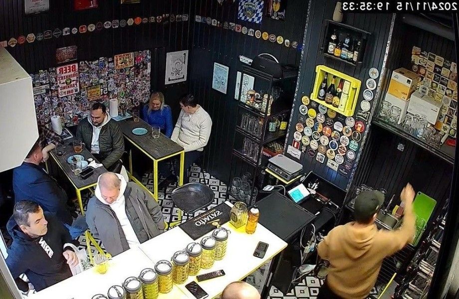Фото 3 Магазин разливного пива на Тишинской площади