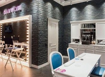 Фото 3 Маникюрный салон в густозаселенном районе