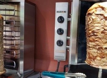 Фото Шаурма с окупаемостью меньше года. Рядом офис и банк
