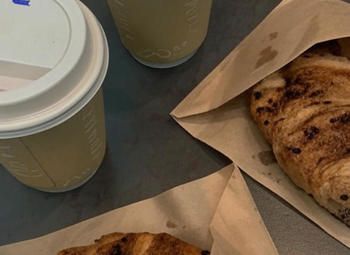 Фото 2 Кофе и выпечка рядом с метро / Ларек в собственности