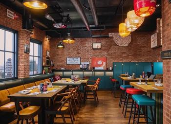 Шаверма рядом с метро/отличный ремонт