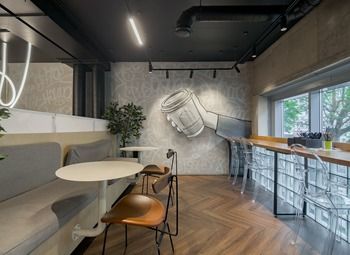 Фото 1 Кафе в густонаселенном жилом квартале, чистая прибыль 336 000 руб
