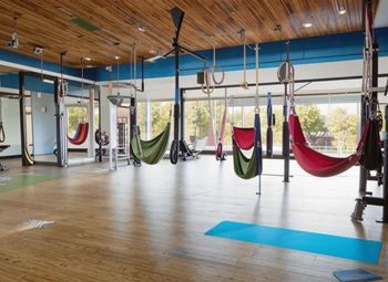 Фитнес-студия со своей клиентурой / 3 года работы 