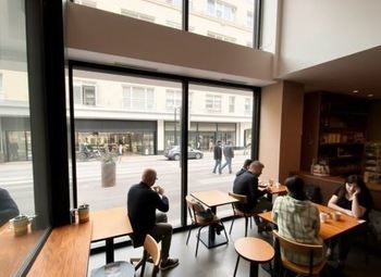 Кафе азиатской и японской кухни / Высокий трафик / Быстрая окупаемость