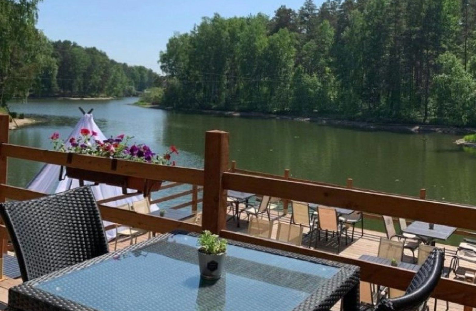 SPA-комплекс с баней у озера в собстенность