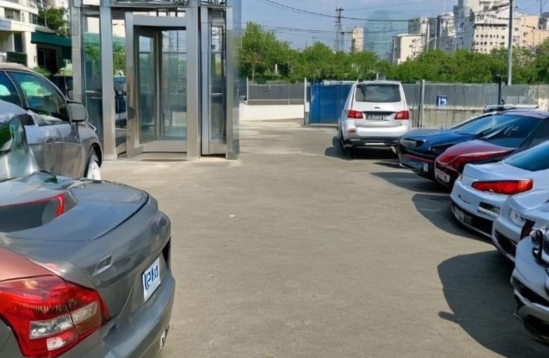 Фото 2 Автостоянка на 20 м/м в самой топовой локации | Прибыль 150тыс.