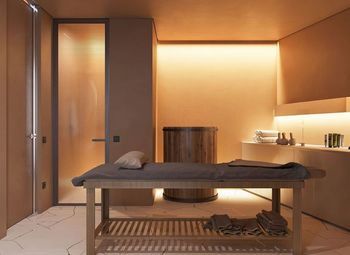 Фото 2 Студия массажа премиум класса в центре