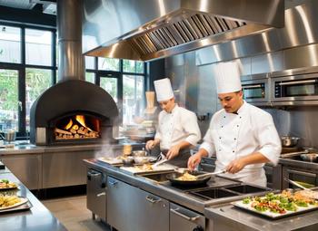 Фото 2 Столовая - банкетный зал / кухня 50м²