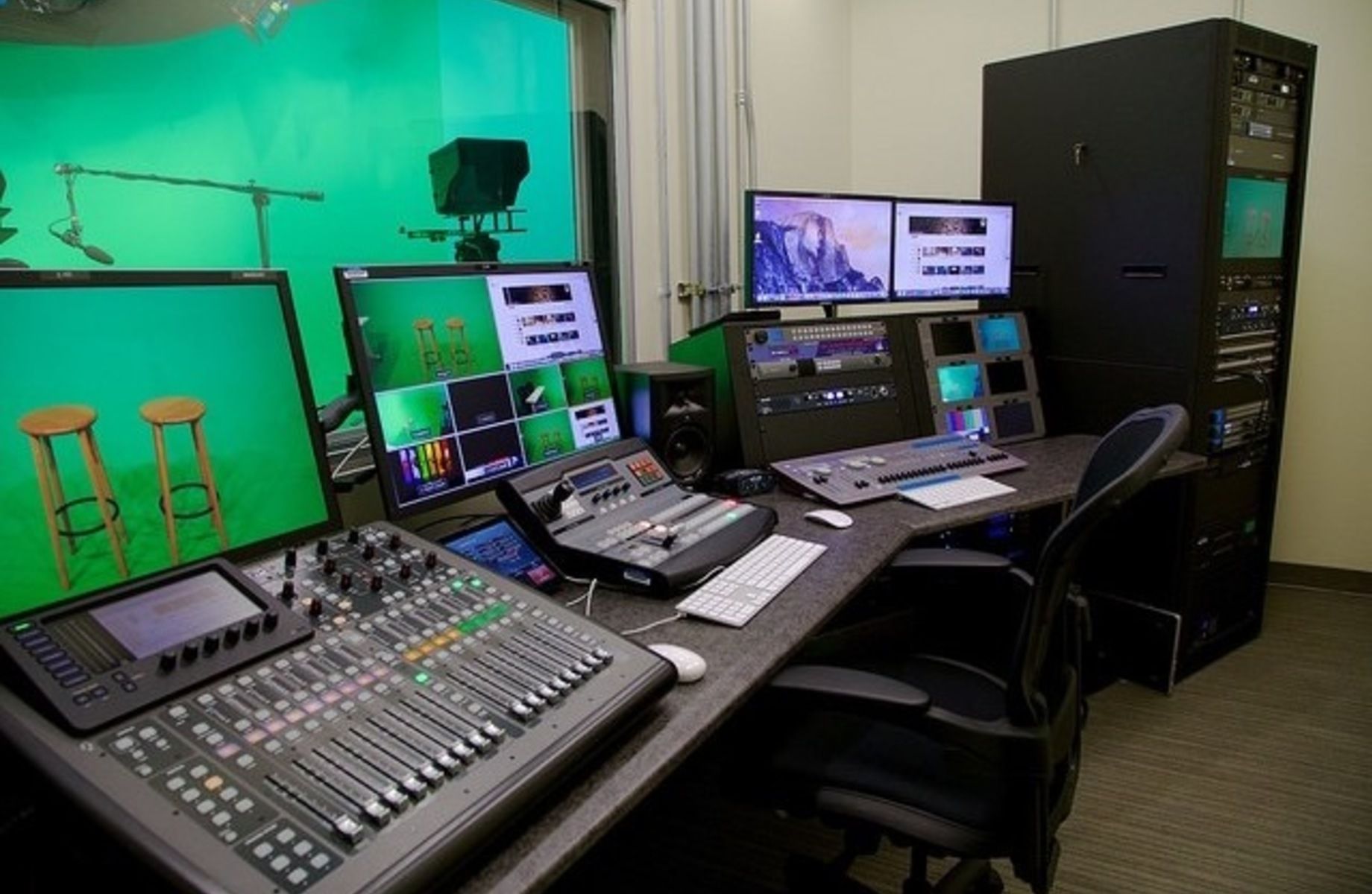 Фото 1 Бизнес по Видеопроизводству / 2 Студии