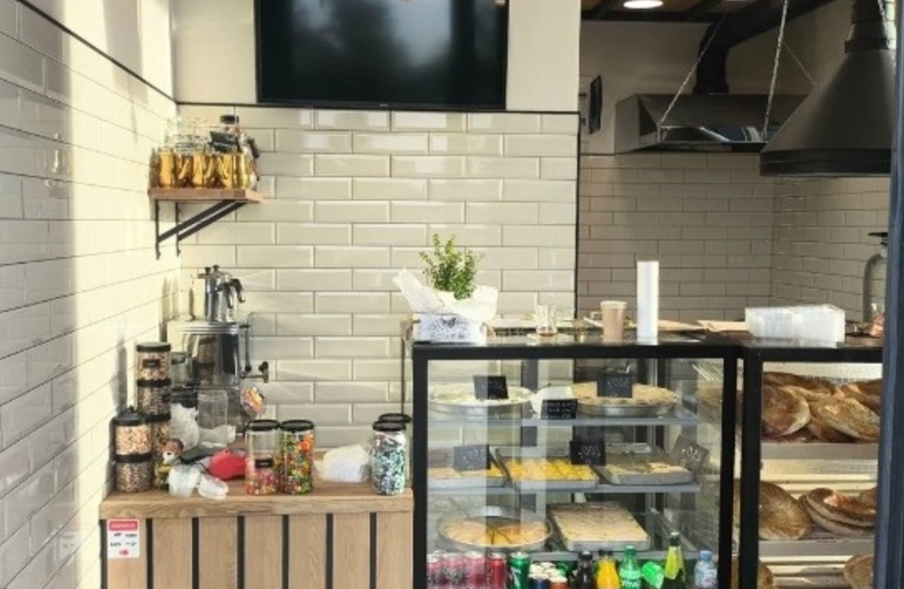 Фото 2 Сетевая пекарня с большим количеством постоянных клиентов