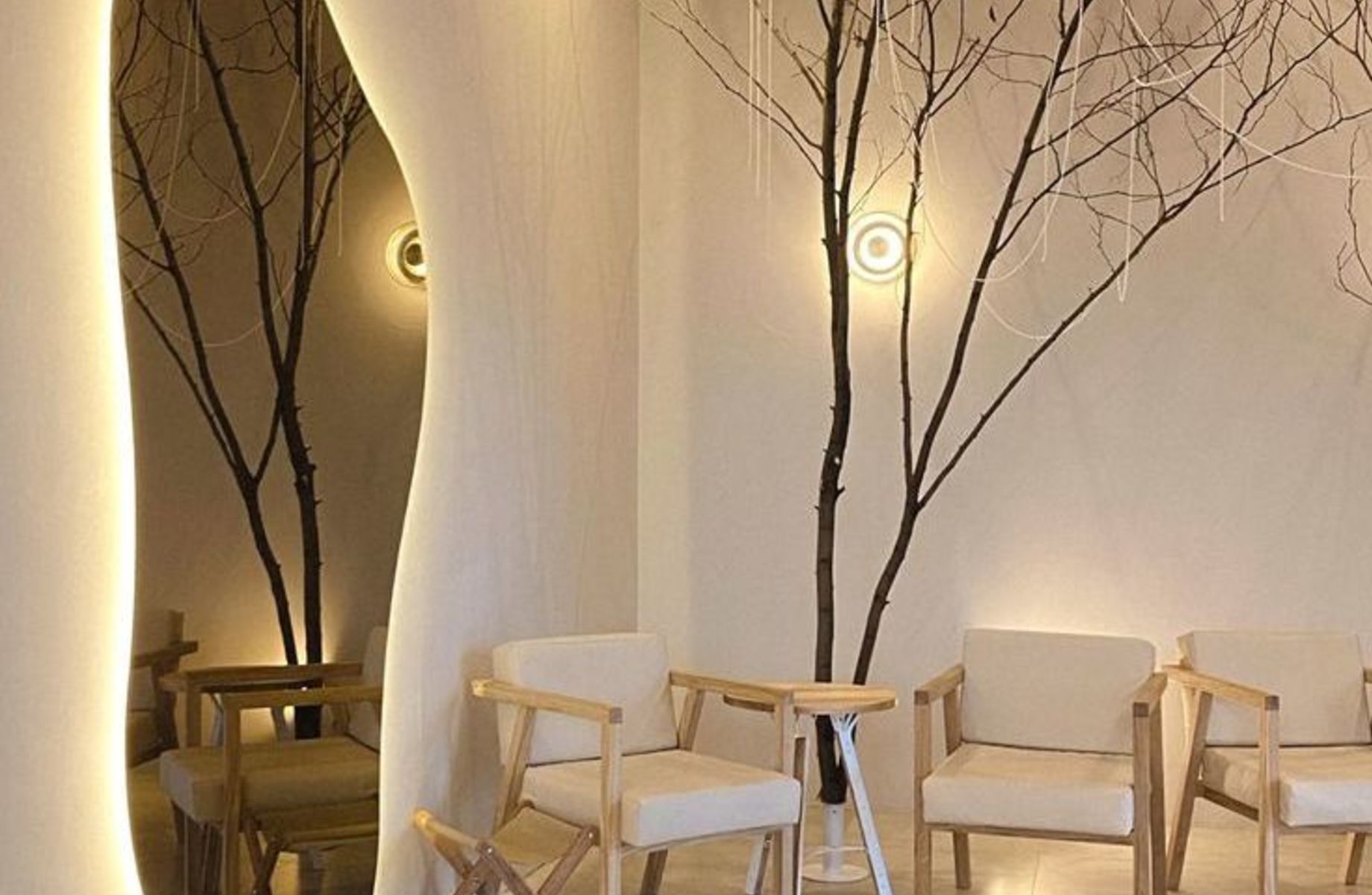 Фото 1 Салон красоты и массажа на территории бизнес-центр