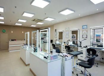 Фото 2 Прибыльный салон красоты и учебный центр