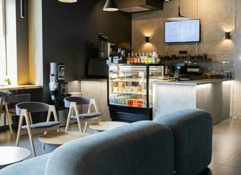 Фото 1 Кофейня - Кондитерская в ЮЗАО напротив метро