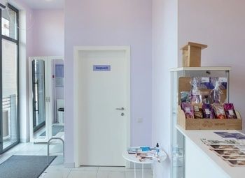 Фото 1 Студия загара с низкой арендой и базой клиентов