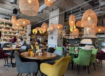 Фото 2 Ресторан в ЦАО в собственность с верандой