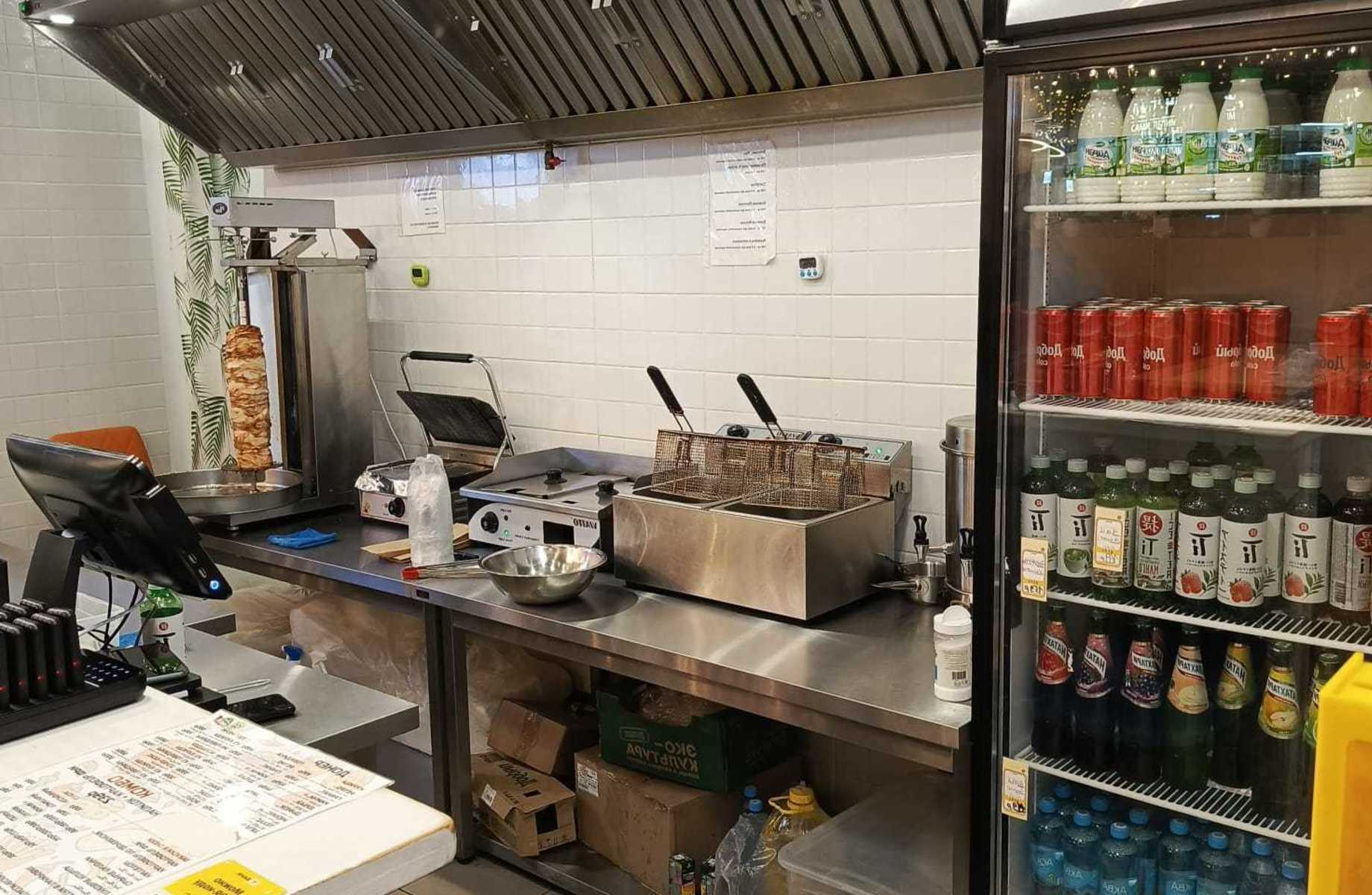 Фото 1 Выпечка/шаурма в ТЦ