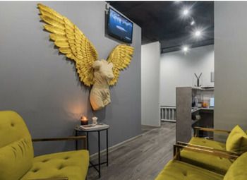 Студия аппаратного и ручного массажа на Петроградке/Активы на 8млн