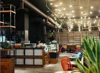 Ресторан в проходимом месте в 5 мин. от м. Ладожская