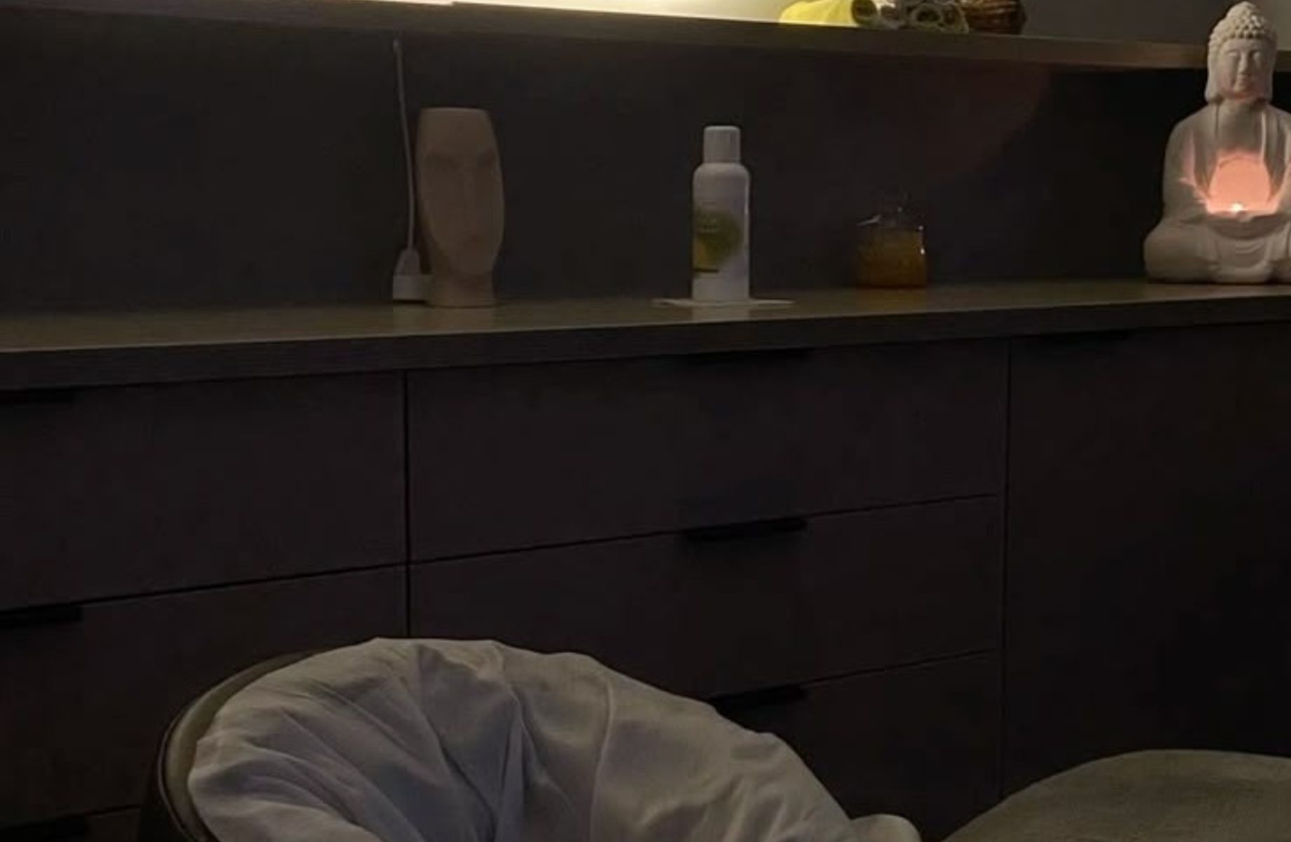 Массажная студия с ручным оздоровительным массажем: 180 к чистыми