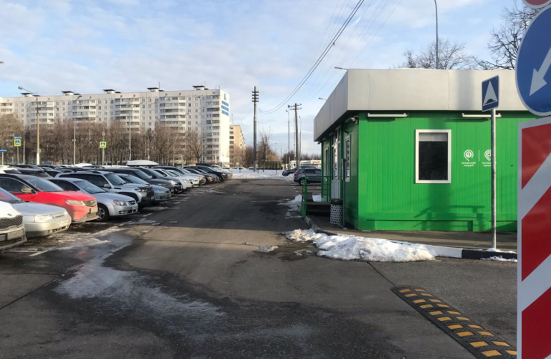 Автостоянка в Выборгском районе