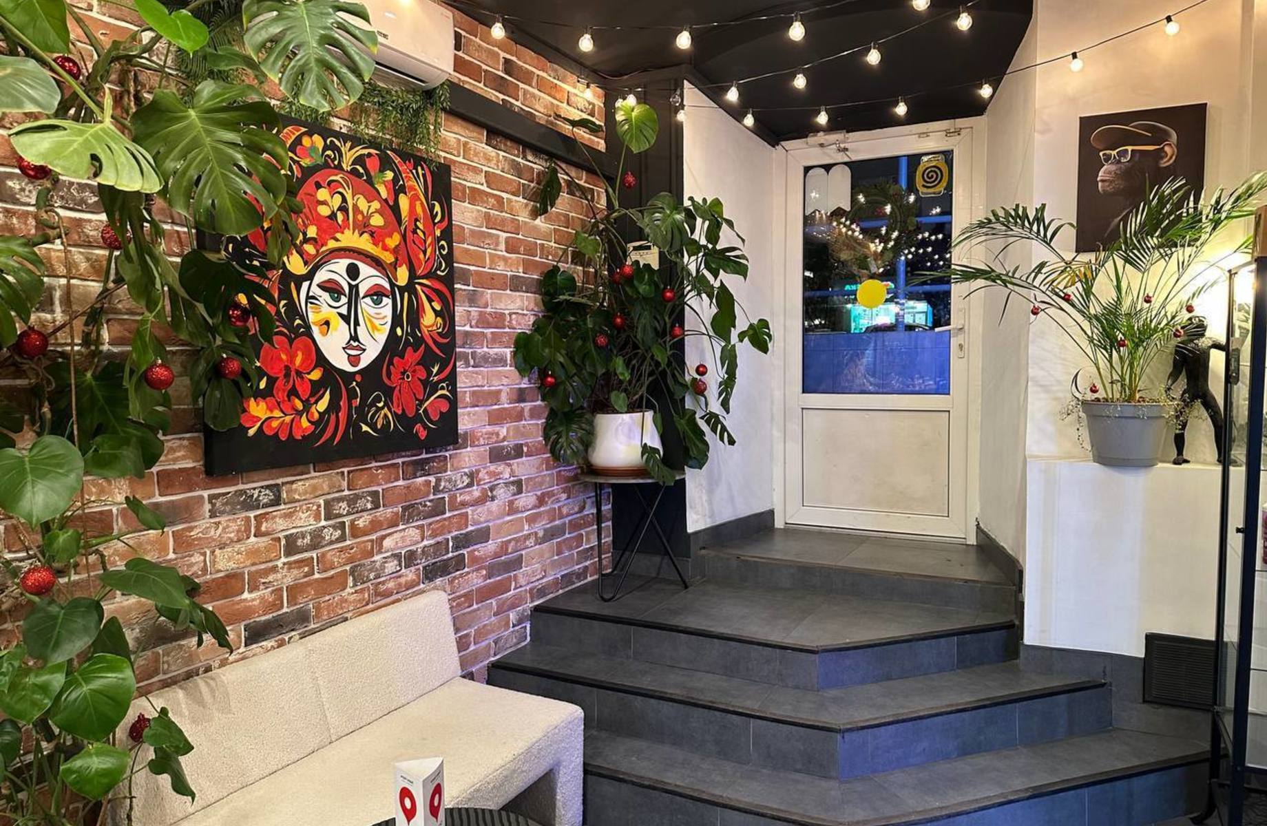 Кофейня в ЦАО, рядом с метро