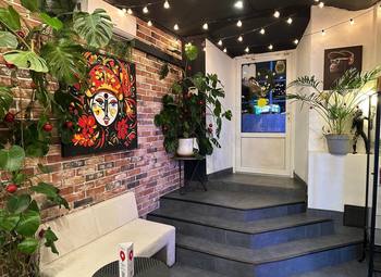 Кофейня в ЦАО, рядом с метро