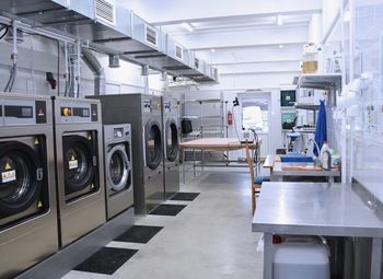 Сеть химчисток-прачечных. 9 лет работы