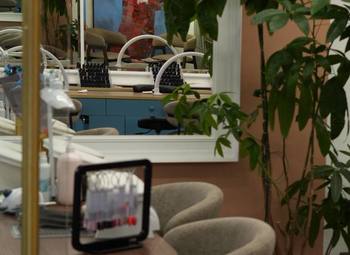 Салон красоты в центре с высоким трафиком