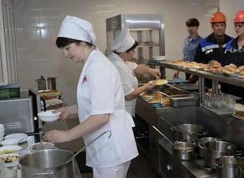 Столовая в госучреждении в центре