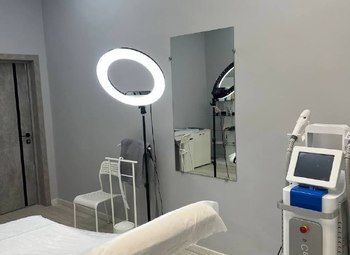 Медицинская клиника в центре города 