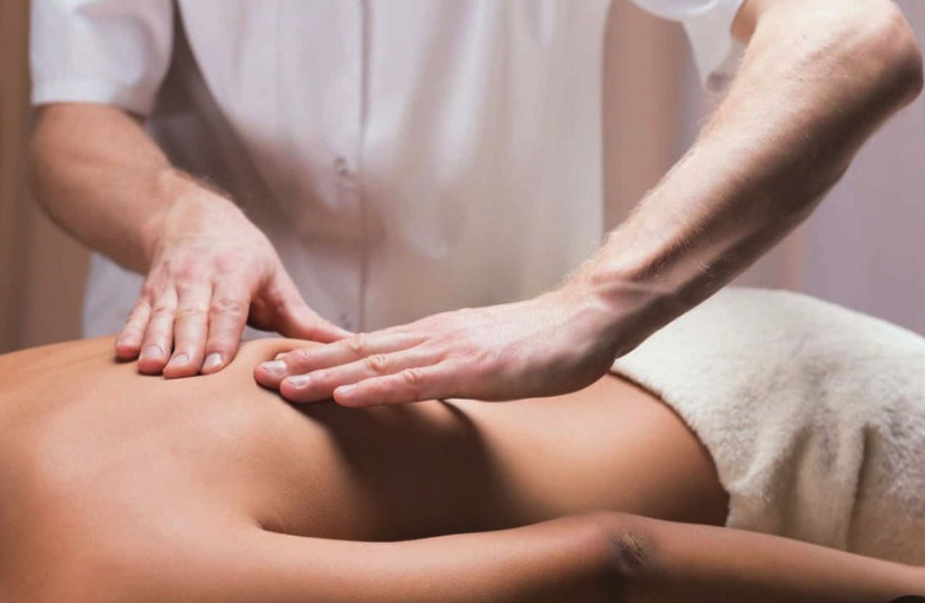 Студия массажа и коррекции фигуры | прибыль 250 тыс