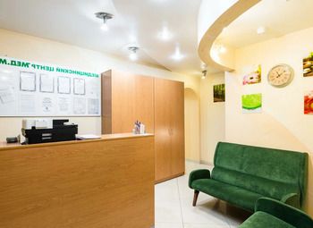 Медицинский центр на площади Восстания 