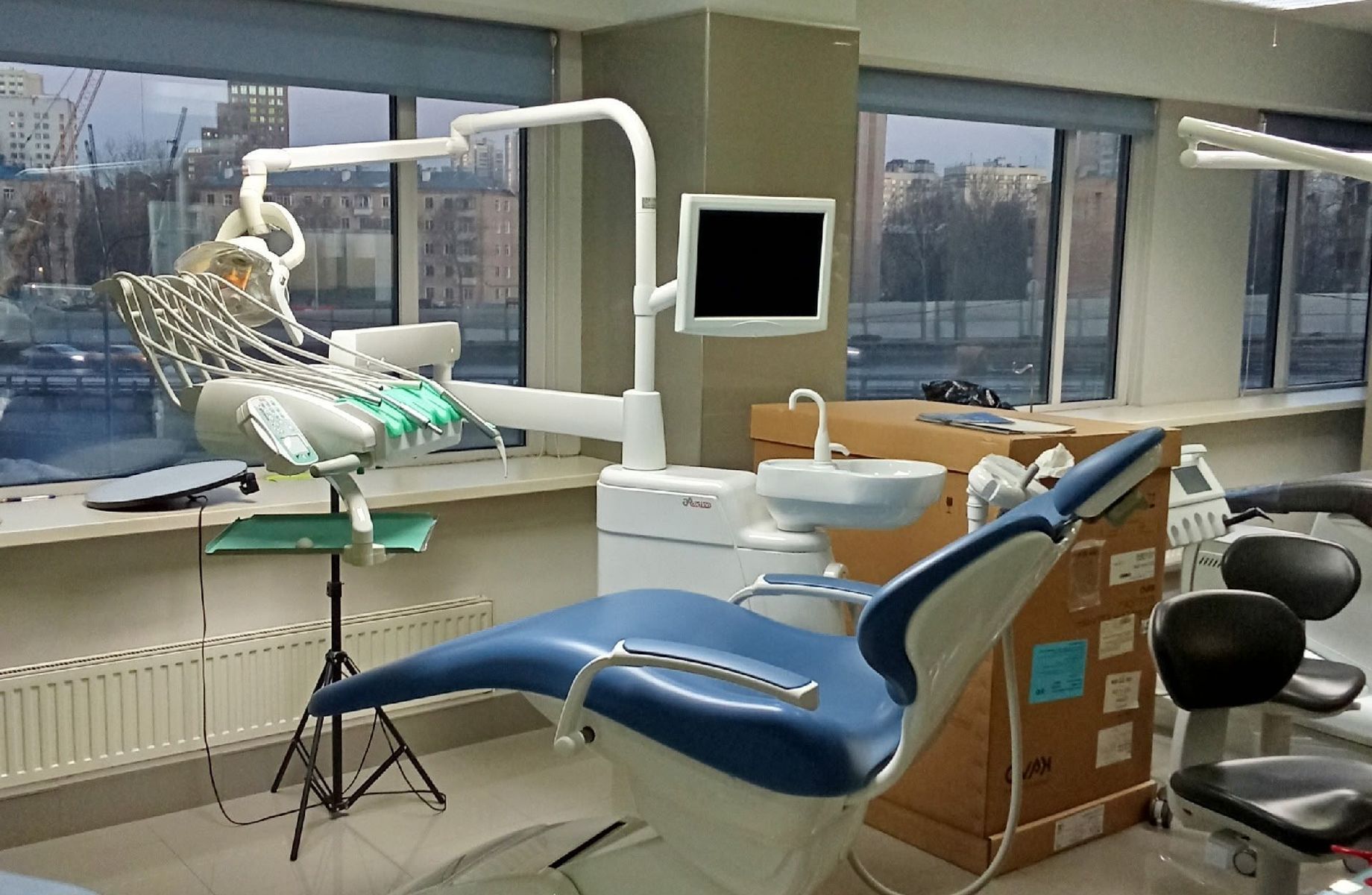 Стоматология в Москва-сити на 8 рабочих мест с большой клиентской базо